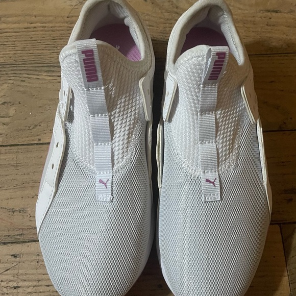 Puma White and Pink Slip-On Sneakers Girld Size 3 - Picture 1 of 2